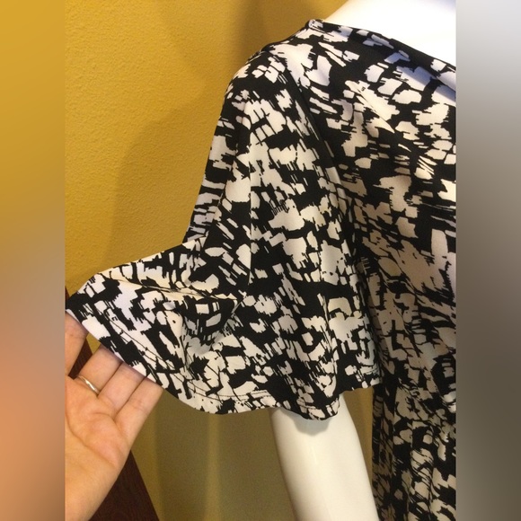 🌟5xHP!🌟 Liz Lange Maternity | Print Midi Dress - Picture 4 of 16